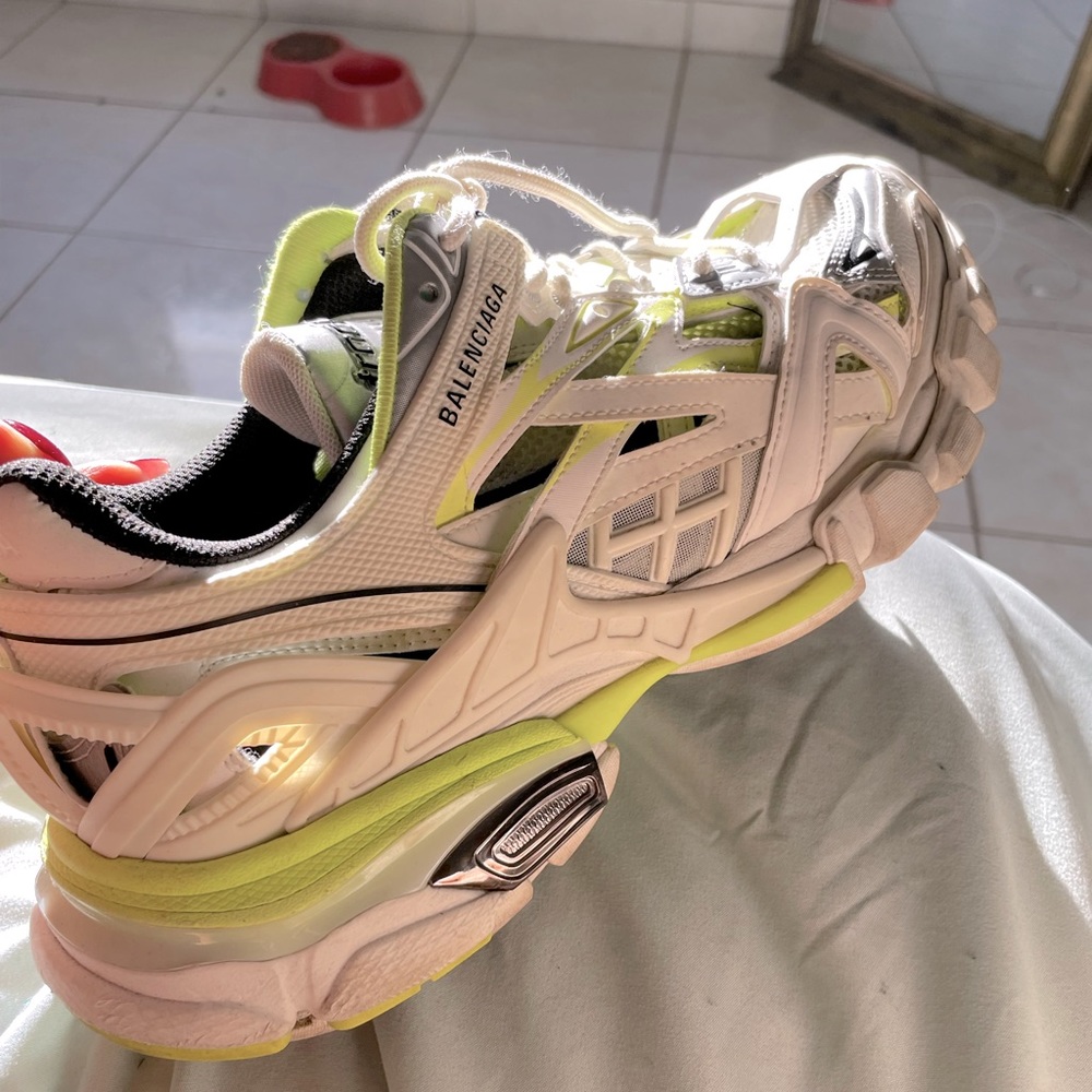 Balenciaga track Sneakers with box 📦